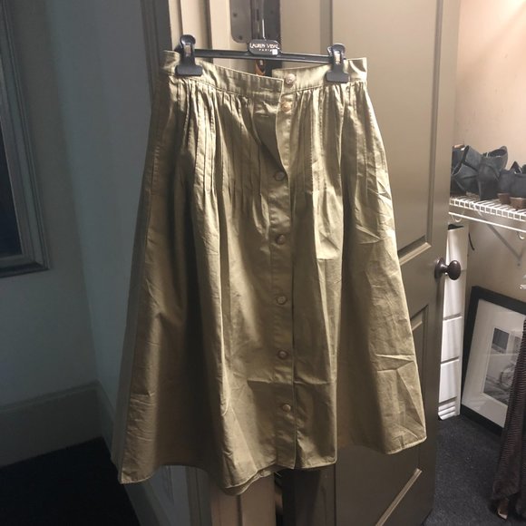 Button-Front Pintuck Midi Skirt (CURRENTLY SOLD_OUT On Madewell - Picture 8 of 8